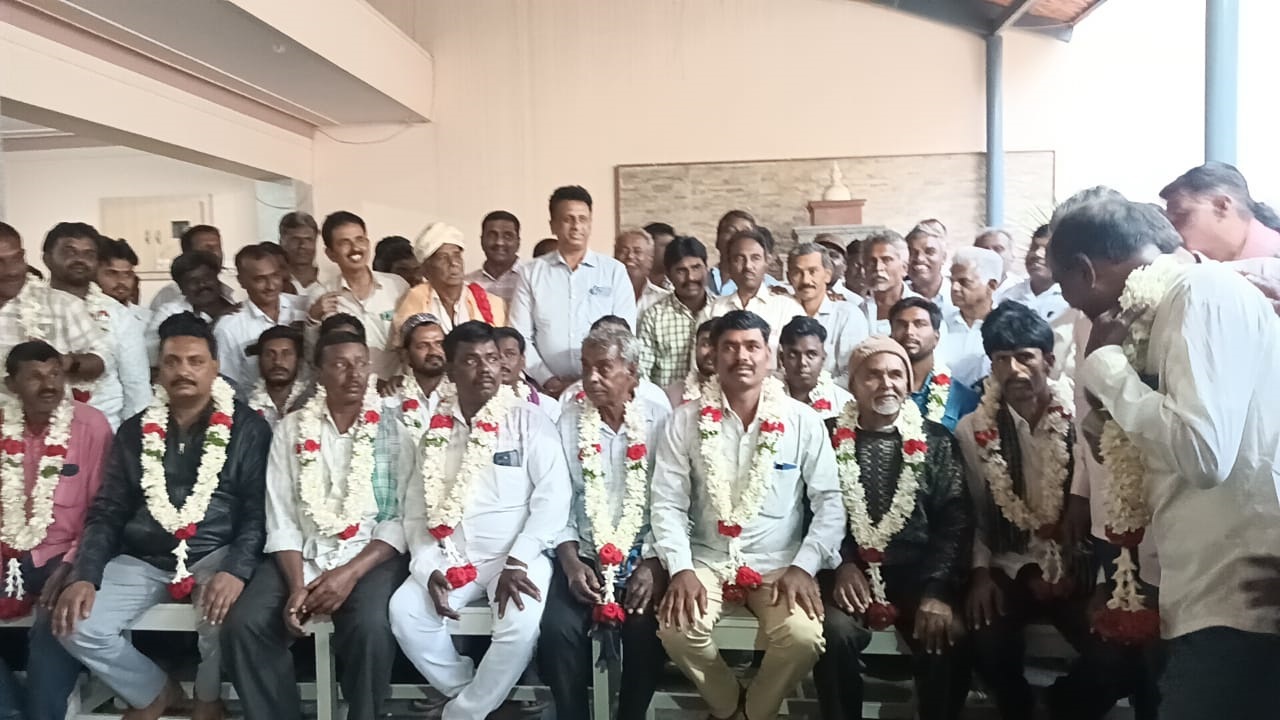 ಡಾ.ಎಂ.ಸಿ.ಸುಧಾಕರ್ ಸಮ್ಮುಖದಲ್ಲಿ ಕಾಂಗ್ರೆಸ್‌ಗೆ ಸೇರ್ಪಡೆ