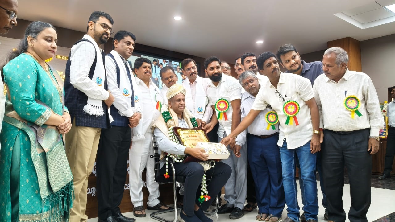 ಮುಖ್ಯಮಂತ್ರಿಗಳು ಎಲ್ಲಾ ಸಮಾಜಕ್ಕೂ ಸಮಾನ ಅವಕಾಶ ನೀಡಿದ್ದಾರೆ