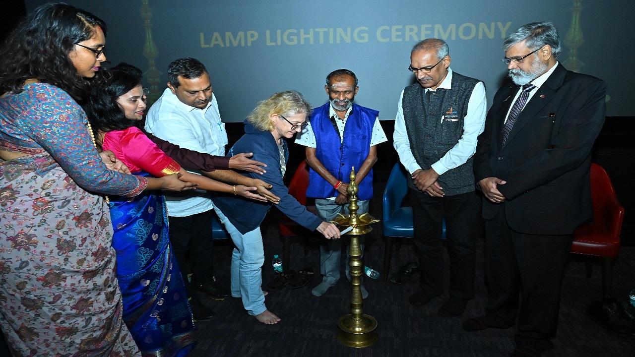 ಇನ್ನೋನೆಕ್ಸ್ಟ್ ಏರಿಯನ್ ಭಾರತ್ ಅಸ್ಟ್ರಾನೋಮಿ ಎಕ್ಸ್‌ಪೋ 1.0 ಬಾಹ್ಯಾಕಾಶದ ಕೌತುಕ ಕಂಡು ಬೆರಗಾದ ವಿದ್ಯಾರ್ಥಿಗಳು