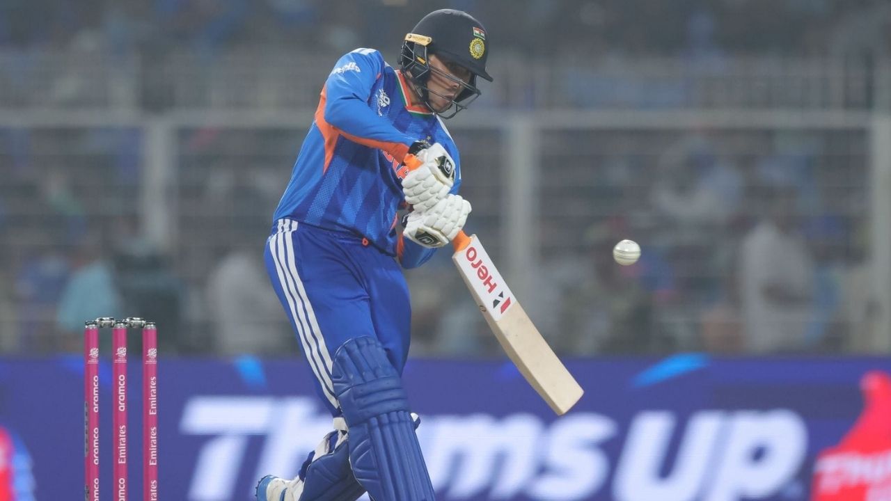 ಇಂಗ್ಲೆಂಡ್‌ ವಿರುದ್ಧ ಸೆಮಿಫೈನಲ್‌ನಲ್ಲಿಯೂ ಕೈಕೊಟ್ಟ ಅಭಿಷೇಕ್‌ ಶರ್ಮಾ!