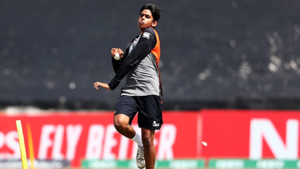 ನ್ಯೂಜಿಲೆಂಡ್‌ ತಂಡದ ಭಾರತೀಯ ಮೂಲದ ಸ್ಪಿನ್ನರ್‌ ಆದಿತ್ಯ ಅಶೋಕ್ ಯಾರು?