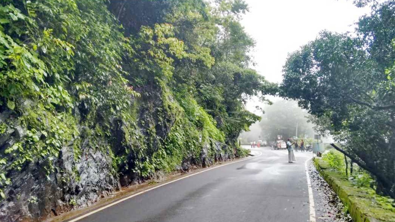 Agumbe Ghat Road: ಜೂ. 15ರಿಂದ ಆಗುಂಬೆ ಘಾಟ್‌ನಲ್ಲಿ ಭಾರಿ ವಾಹನಗಳ ಸಂಚಾರ ನಿಷೇಧ; ಎಲ್ಲಿಯವರೆಗೆ ನಿರ್ಬಂಧ?