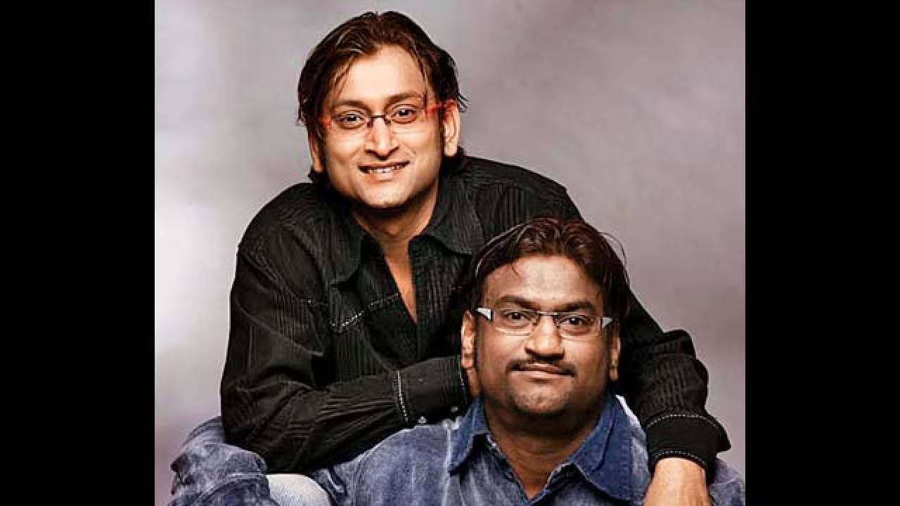 Ajay Gogavale: 'ಪೀಟರ್'ಗಾಗಿ ಸ್ಯಾಂಡಲ್‌ವುಡ್‌ಗೆ ಬಂದ ಬಾಲಿವುಡ್ ಗಾಯಕ ಅಜಯ್ ಗೋಗವಾಲೆ; ಸೋನು ನಿಗಮ್‌ಗೆ ಸ್ಥಾನ ತುಂಬ್ತಾರಾ? - Image 5
