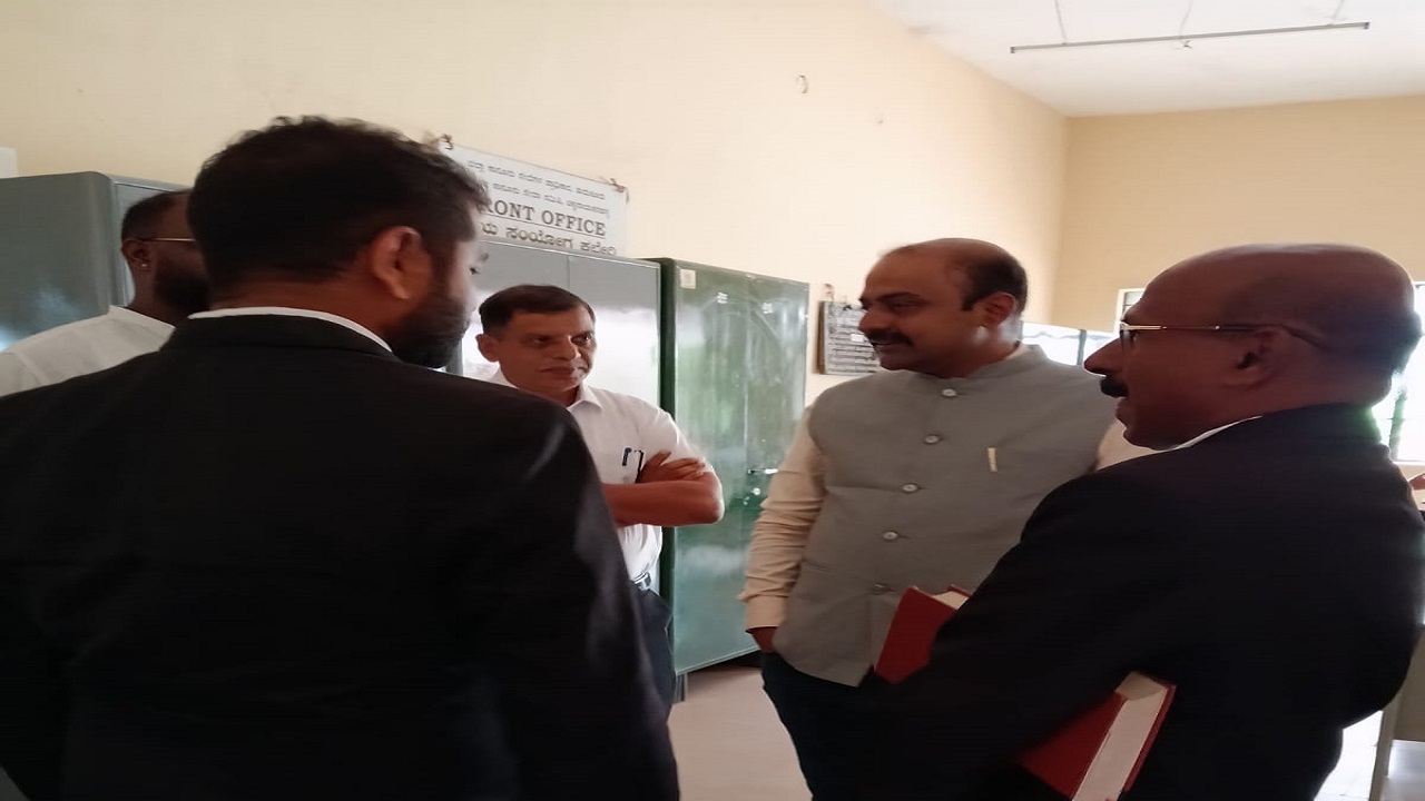 ಸುವರ್ಣ ನ್ಯೂಸ್ ಸಂಪಾದಕ ಅಜಿತ್ ಹನುಮಕ್ಕನವರ್ ನ್ಯಾಯಾಲಯಕ್ಕೆ ಹಾಜರು