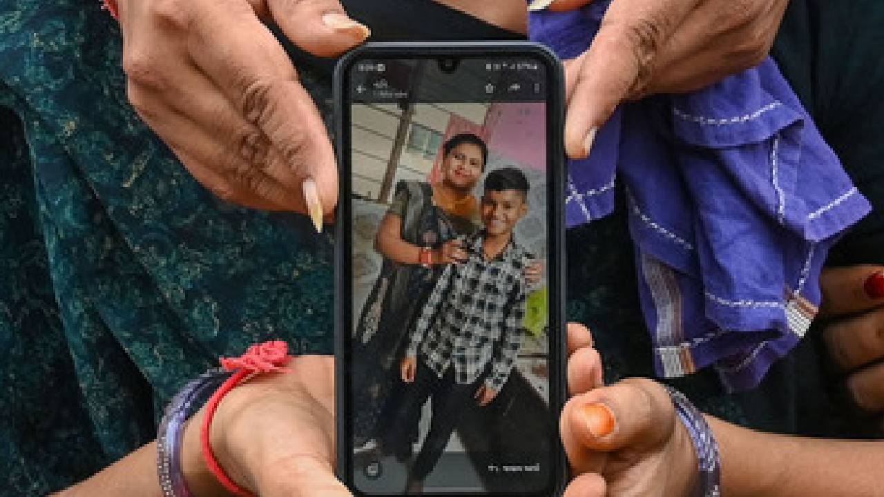 ಮಗನನ್ನು ಉಳಿಸಲು ಯತ್ನಿಸಿದ ತಾಯಿಯ ವಿಡಿಯೊ ವೈರಲ್