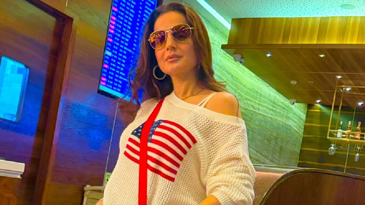 Ameesha Patel: ಸಾರ್ವಜನಿಕ ಸ್ಥಳದಲ್ಲೇ ಕಪಾಳಮೋಕ್ಷ ಮಾಡಿದ್ದೆ... ಬಾಲಿವುಡ್ ನಟಿ ಅಮೀಶಾ ಪಟೇಲ್ ಹೀಗಂದಿದ್ದೇಕೆ? - Image 1