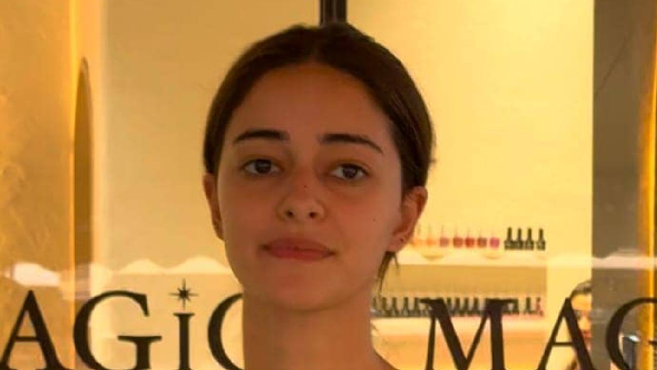 Ananya Panday: ಬಾಲಿವುಡ್ ನಟಿ ಅನನ್ಯಾ ಪಾಂಡೆ ಸಿಂಪಲ್ ಲುಕ್ ಗೆ ನೆಟ್ಟಿಗರು ಫಿದಾ - Image 3