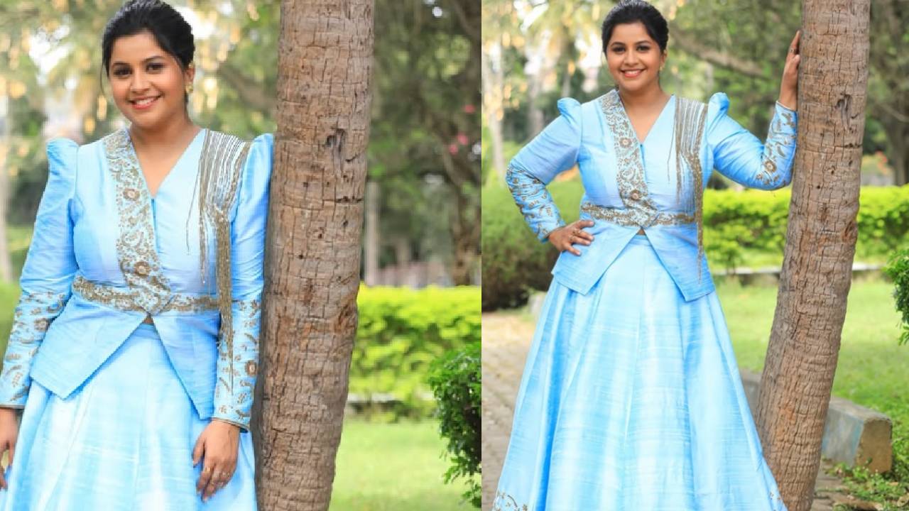 Anchor Anushree: ಇಂಡೋ-ವೆಸ್ಟರ್ನ್‌ ಡಿಸೈನರ್‌ ಸ್ಕ‌ರ್ಟ್‌ನಲ್ಲಿ ವಿಂಟರ್‌ ಫ್ಯಾಷನ್‌ಗೆ ಸೈ ಎಂದ ಅನುಶ್ರೀ - Image 5