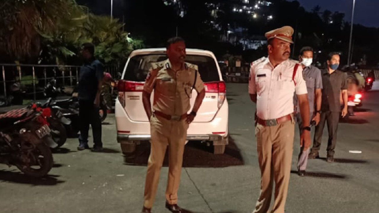 ಕಾರಿನೊಳಗೆ ಉಸಿರುಗಟ್ಟಿ ನಾಲ್ವರು ಮಕ್ಕಳ ದಾರುಣ ಸಾವು