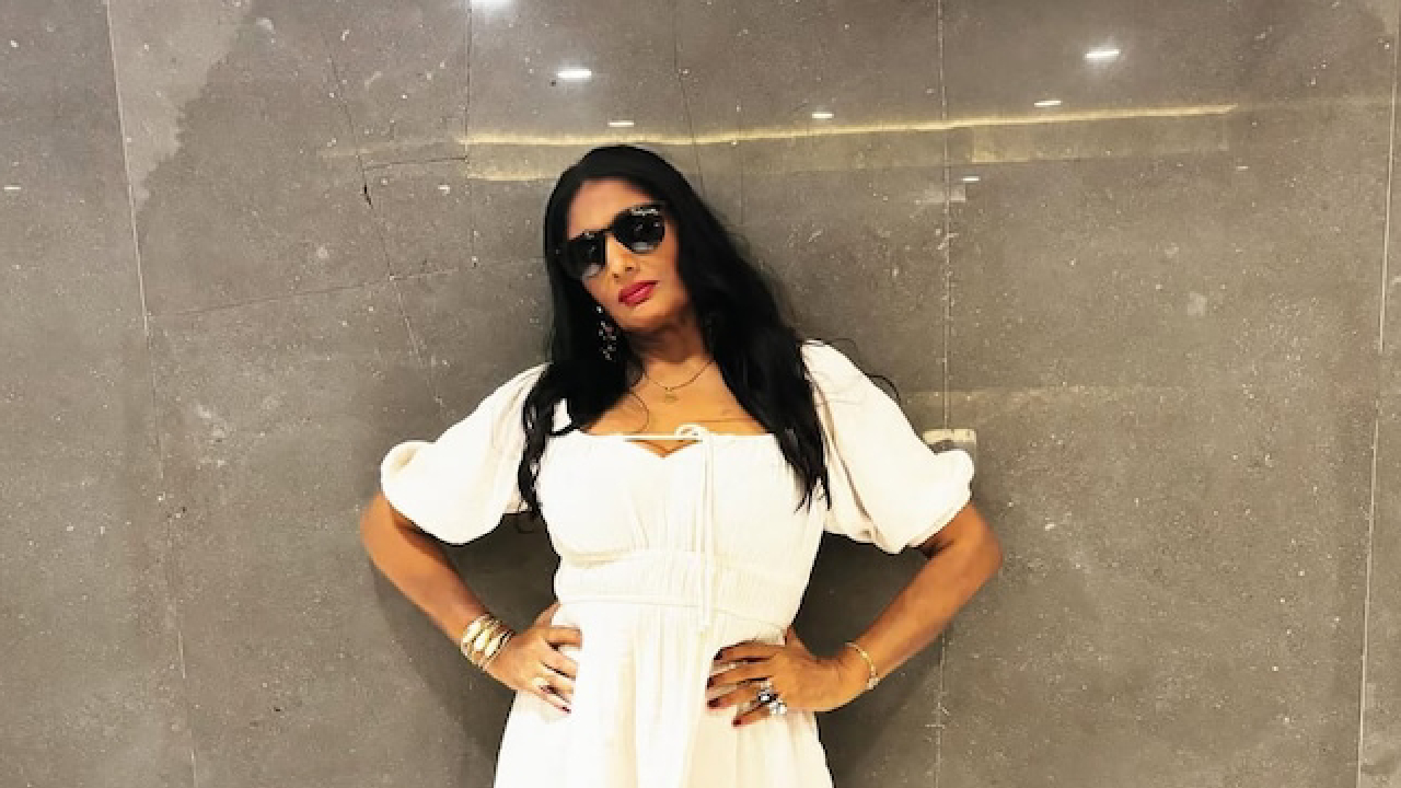 Anu Agarwal: ಸೌಂದರ್ಯ ವೃದ್ಧಿಗೆ ತನ್ನ ಮೂತ್ರವನ್ನು ತಾನೇ ಕುಡಿದ ಬಾಲಿವುಡ್ ನಟಿ ! - Image 2