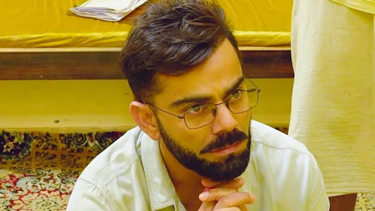 Anushka Sharma-Virat Kohli: ನಿವೃತ್ತಿ ಘೋಷಣೆ ಬೆನ್ನಲ್ಲೇ ಪ್ರೇಮಾನಂದ ಗುರೂಜಿ ಭೇಟಿ ಮಾಡಿದ ವಿರುಷ್ಕಾ ದಂಪತಿ - Image 3