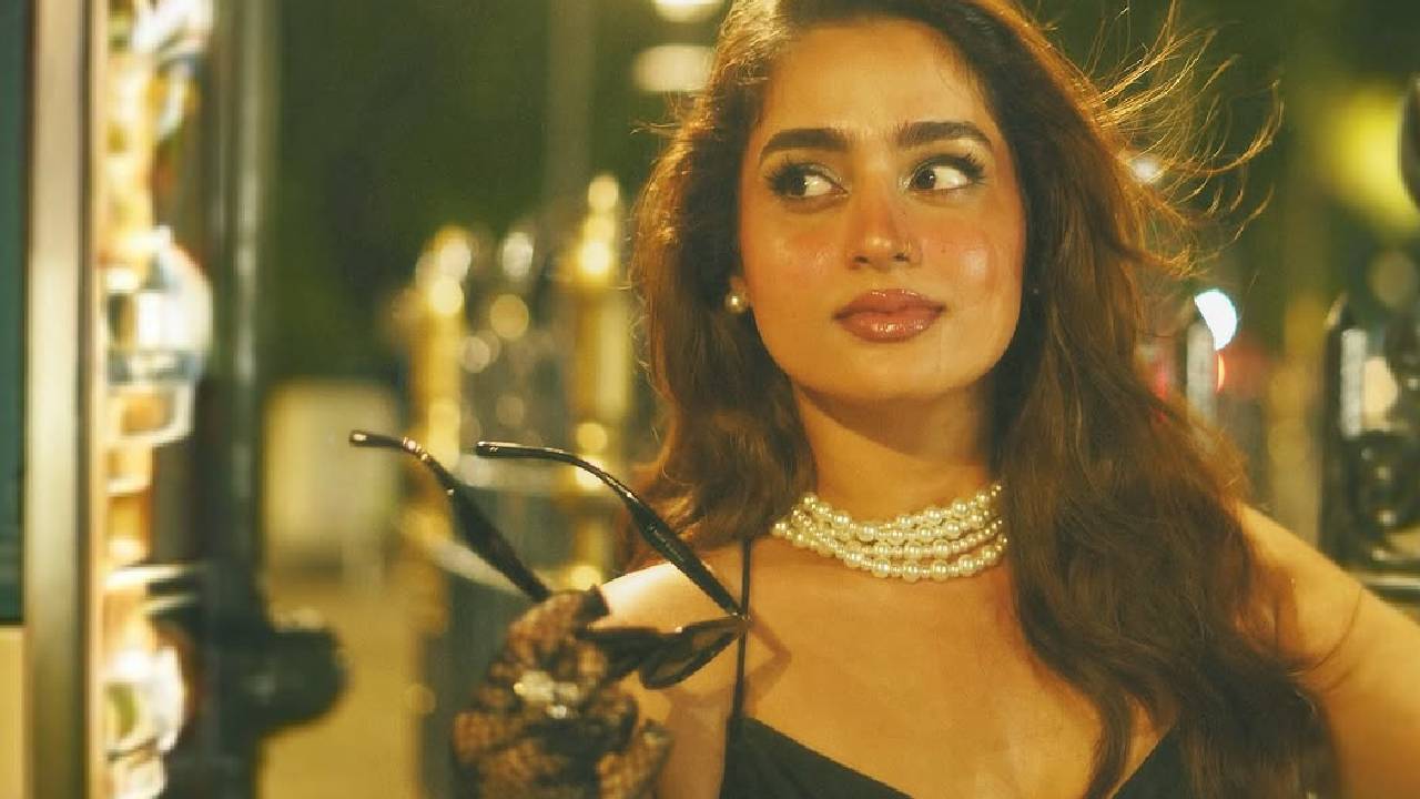 Ayesha Khan: ಬಾಲಿವುಡ್ ನಟಿ ಆಯೇಷಾ ಖಾನ್ ಬೋಲ್ಡ್ ಫೋಟೊ ಶೂಟ್; ನೆಟ್ಟಿಗರು ಫಿದಾ! - Image 4