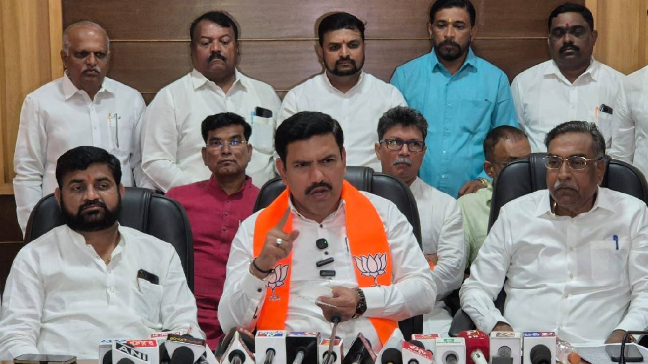 ಅಕ್ರಮ ವಲಸಿಗರಿಗೆ ಮನೆ; ಬೃಹತ್ ಹೋರಾಟಕ್ಕೆ ಮುಂದಾದ ಬಿಜೆಪಿ