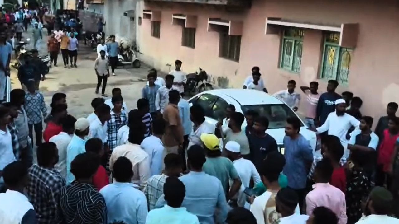 ಬೈಕ್ ಸೈಡ್ಗೆ ಹಾಕುವ ವಿಚಾರಕ್ಕೆ ಮಾರಾಮಾರಿ; ಮೂವರಿಗೆ ಗಾಯ