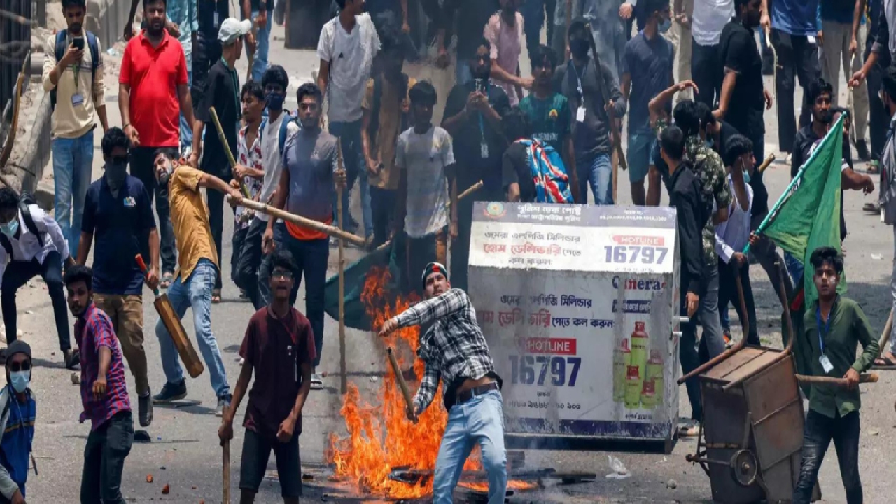 ಬಾಂಗ್ಲಾದೇಶದಿಂದ ಭಾರತಕ್ಕೆ ಬಂದವರು ಹೇಳಿದ್ದೇನು?