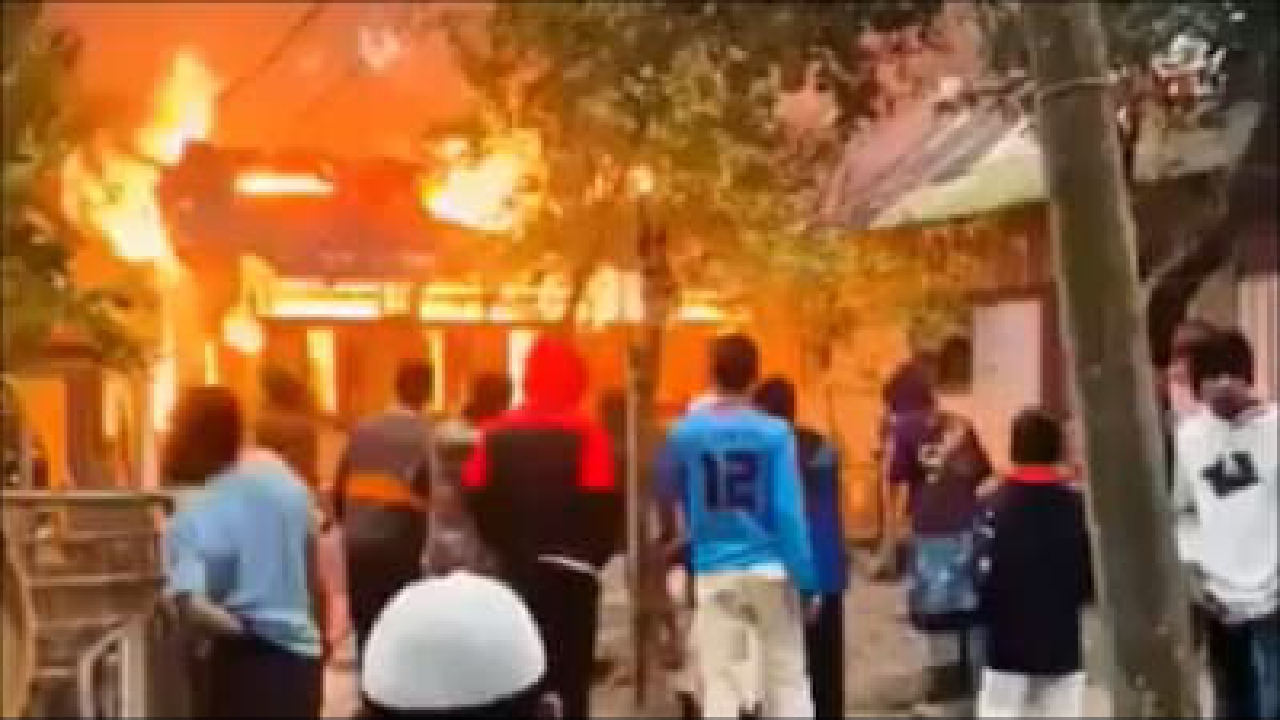 ಹಿಂದೂಗಳ ಮನೆಗೆ ಬೆಂಕಿ ಹಚ್ಚಿ, ಲೂಟಿ ಮಾಡಿದ ಇಸ್ಲಾಮಿಕ್‌ ಗುಂಪು