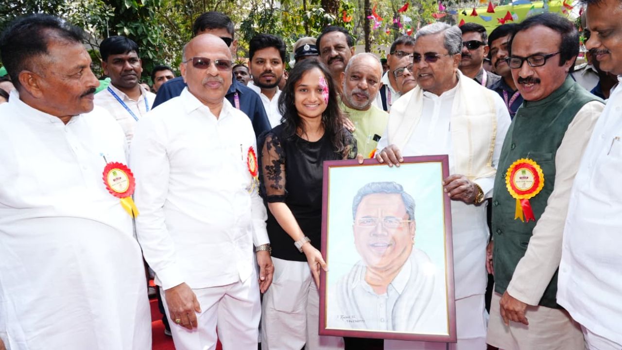 Chitrasanthe 2026: ಬೆಂಗಳೂರಿನಲ್ಲಿ 23ನೇ ಚಿತ್ರಸಂತೆ ಉದ್ಘಾಟಿಸಿದ ಸಿಎಂ ಸಿದ್ದರಾಮಯ್ಯ; ಫೋಟೊಗಳು ಇಲ್ಲಿವೆ