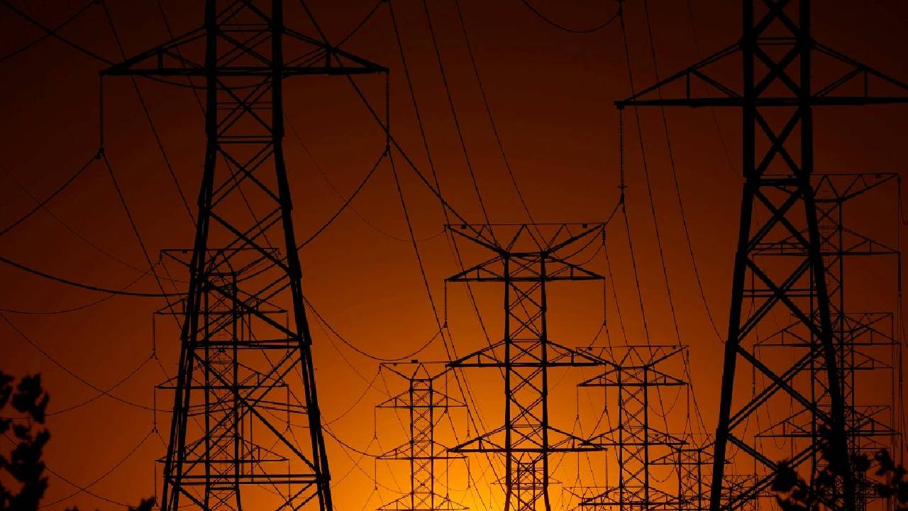 Bengaluru Power Cut: ಗಮನಿಸಿ; ಬೆಂಗಳೂರಿನ ಈ ಪ್ರದೇಶಗಳಲ್ಲಿ ಜ.3ರಿಂದ 10ರವರೆಗೆ ಮಧ್ಯಂತರ ವಿದ್ಯುತ್‌ ವ್ಯತ್ಯಯ