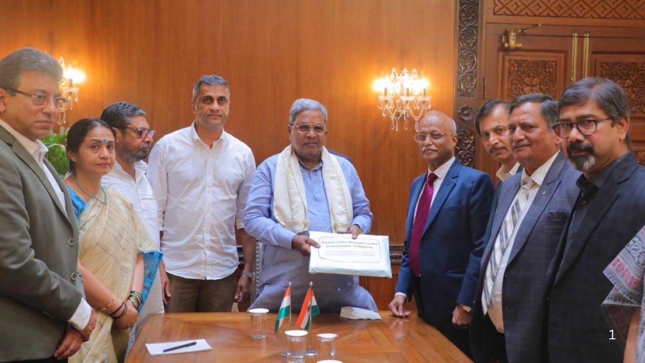 ಬೆಂಗಳೂರು ಕಾಲ್ತುಳಿತ ದುರಂತ; ಸಿಎಂಗೆ ವರದಿ ಸಲ್ಲಿಸಿದ ನ್ಯಾ.ಡಿ.ಕುನ್ಹಾ