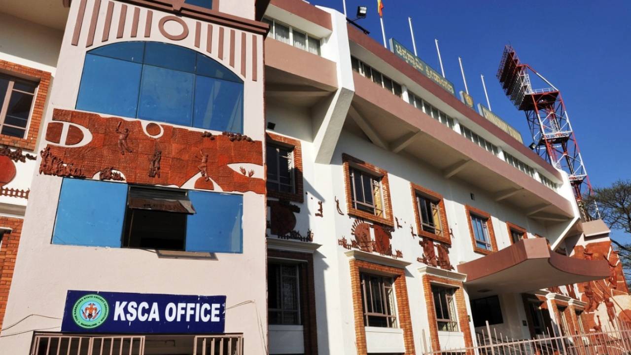 ಎಫ್ಐಆರ್ ರದ್ದು ಕೋರಿ ಹೈಕೋರ್ಟ್ ಮೆಟ್ಟಿಲೇರಿದ ಕೆಎಸ್ಸಿಎ