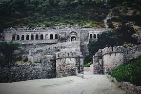 Haunted Places: ವಿಶ್ವದ 10 ಮೋಸ್ಟ್ ಹಾಂಟೆಡ್ ಸ್ಥಳಗಳು ಇವು… ಈ ತಾಣಗಳು ಭಾರೀ ಭಯಾನಕ, ಅಷ್ಟೇ ರೋಮಾಂಚಕ! - Image 2