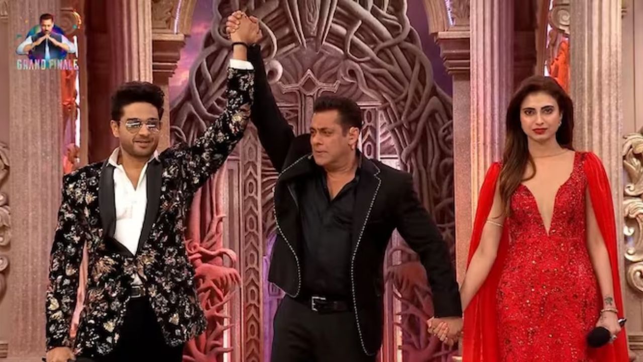 Bigg Boss 19 Winner: ಹಿಂದಿ ‘ಬಿಗ್ ಬಾಸ್ 19’ರ ವಿನ್ನರ್​ ಗೌರವ್ ಖನ್ನಾ; ಗೆದ್ದು ಬೀಗಿದ ನಟನಿಗೆ ಸಿಕ್ಕ ಹಣ ಎಷ್ಟು​?