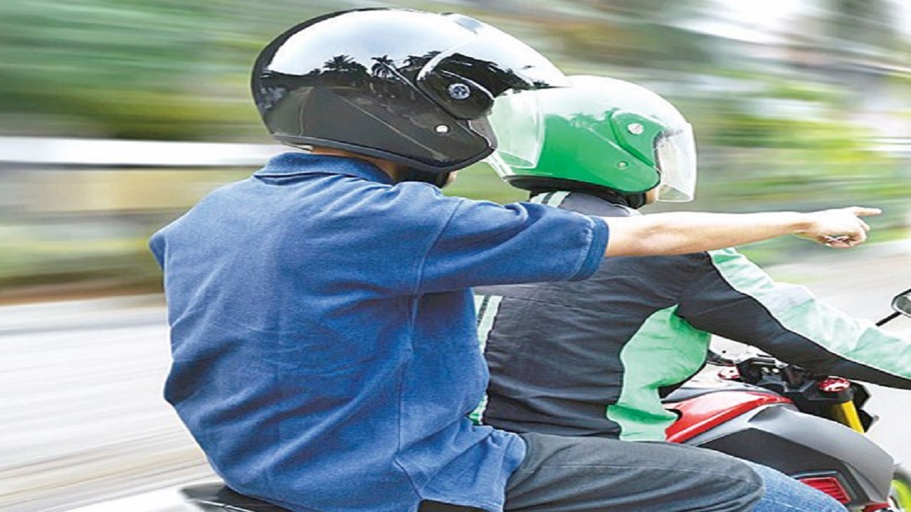 ಬೈಕ್ ಆಟೋ ತಾಕಲಾಟ, ಪ್ರಯಾಣಿಕರಿಗೆ ಪೀಕಲಾಟ