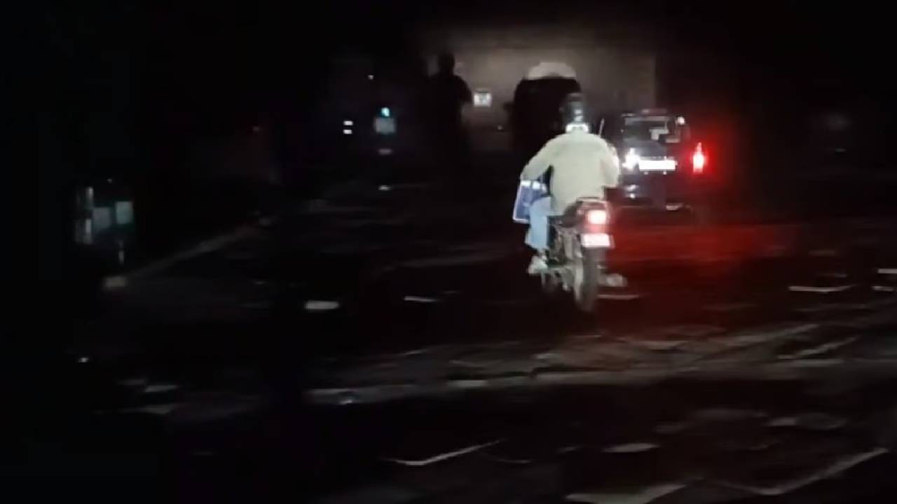 ವಿವಿಧ ನಗರಗಳಲ್ಲಿ ಬ್ಲ್ಯಾಕ್ಔಟ್, ರೆಡ್ ಅಲರ್ಟ್ ಘೋಷಣೆ