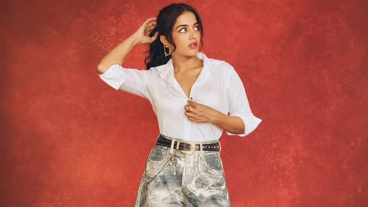 Fashion Tips 2026: ಹೊಸ ರೂಪದಲ್ಲಿ ಮರಳಿದ ಬ್ಯಾಗಿ ಪ್ಯಾಂಟ್‌ ಸ್ಟೈಲಿಂಗ್‌ಗೆ ಇಲ್ಲಿದೆ 5 ಟಿಪ್ಸ್ - Image 5