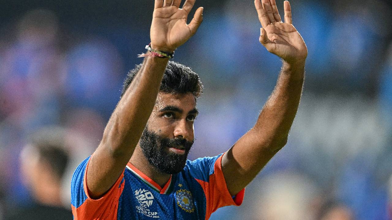 ಬುಮ್ರಾ ವಿಶ್ವದ ಅತ್ಯುತ್ತಮ ಬೌಲರ್; ಇಂಗ್ಲೆಂಡ್‌ ಕೋಚ್‌ ಗುಣಗಾನ