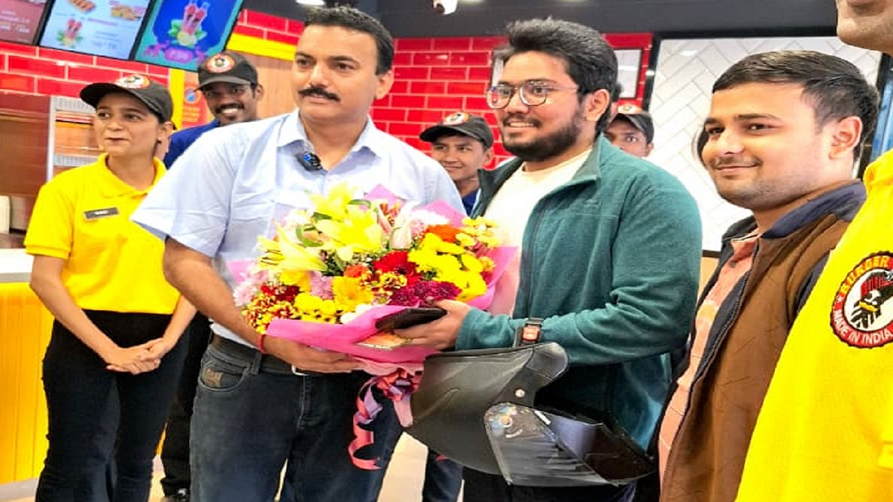 QSR ಕ್ಷೇತ್ರದಲ್ಲಿ ಹೊಸ ದಾಖಲೆ ನಿರ್ಮಿಸಿದ ಬರ್ಗರ್ ಸಿಂಗ್