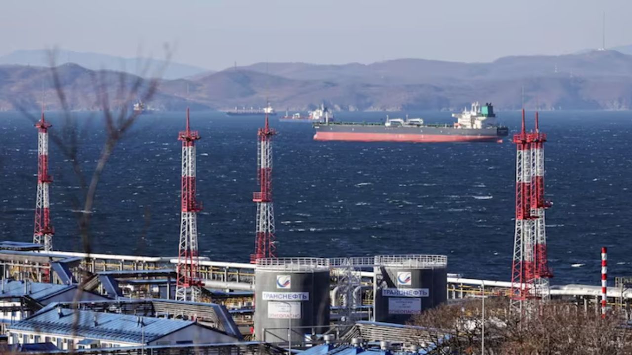 ರಷ್ಯಾ ತೈಲ ಖರೀದಿ ಬಗ್ಗೆ ಭಾರತದ ಖಡಕ್ ಸಂದೇಶ