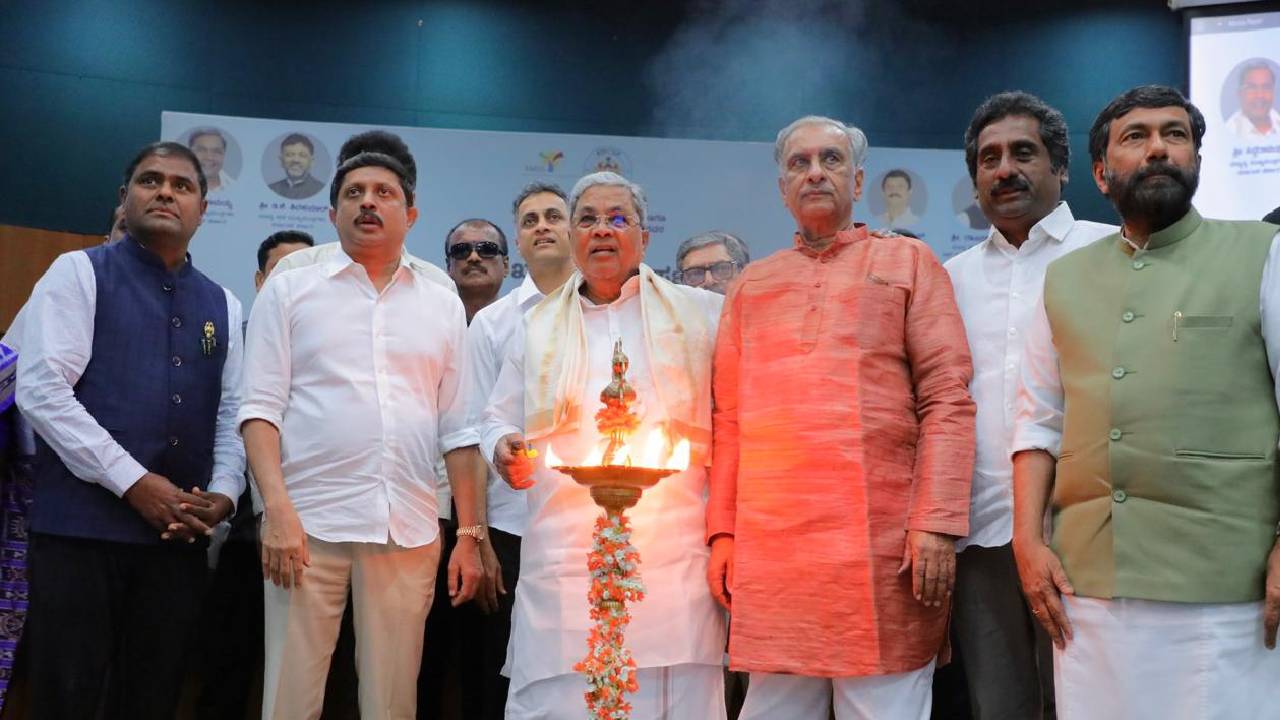 ಬೆಳಗಾವಿಯಲ್ಲಿ ಇ-ಖಾತಾ ಲೋಕಾರ್ಪಣೆಗೊಳಿಸಿದ ಸಿಎಂ ಸಿದ್ದರಾಮಯ್ಯ - Image 1