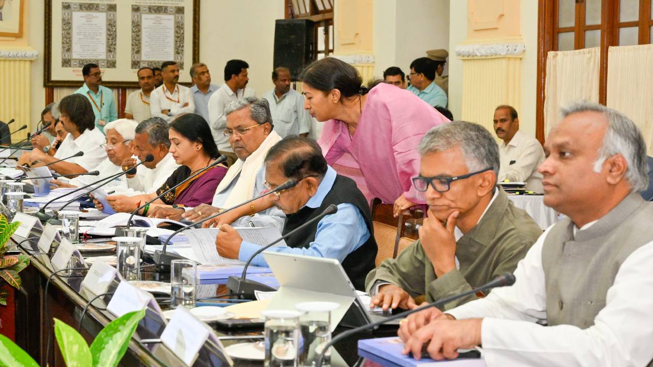 ಕುರಿಗಾಹಿಗಳಿಗೆ ಬಂದೂಕು ಪರವಾನಗಿ ನೀಡಲು ಸಿಎಂ ಸೂಚನೆ