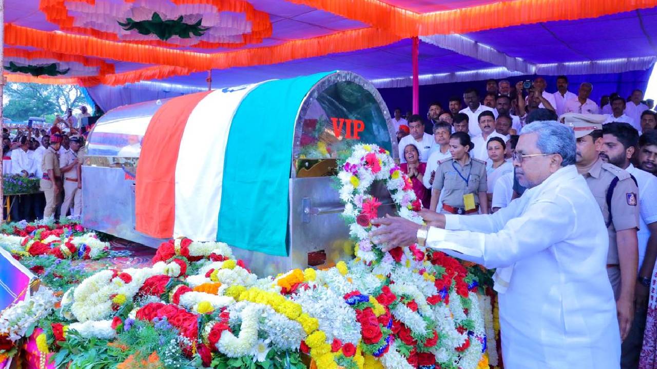 ಇನ್ನೊಬ್ಬ ಮೇಟಿ ಹುಟ್ಟುವುದು ಕಷ್ಟ, ಮೇಟಿಗೆ ಮೇಟಿಯೇ ಸಾಟಿ: ಸಿಎಂ