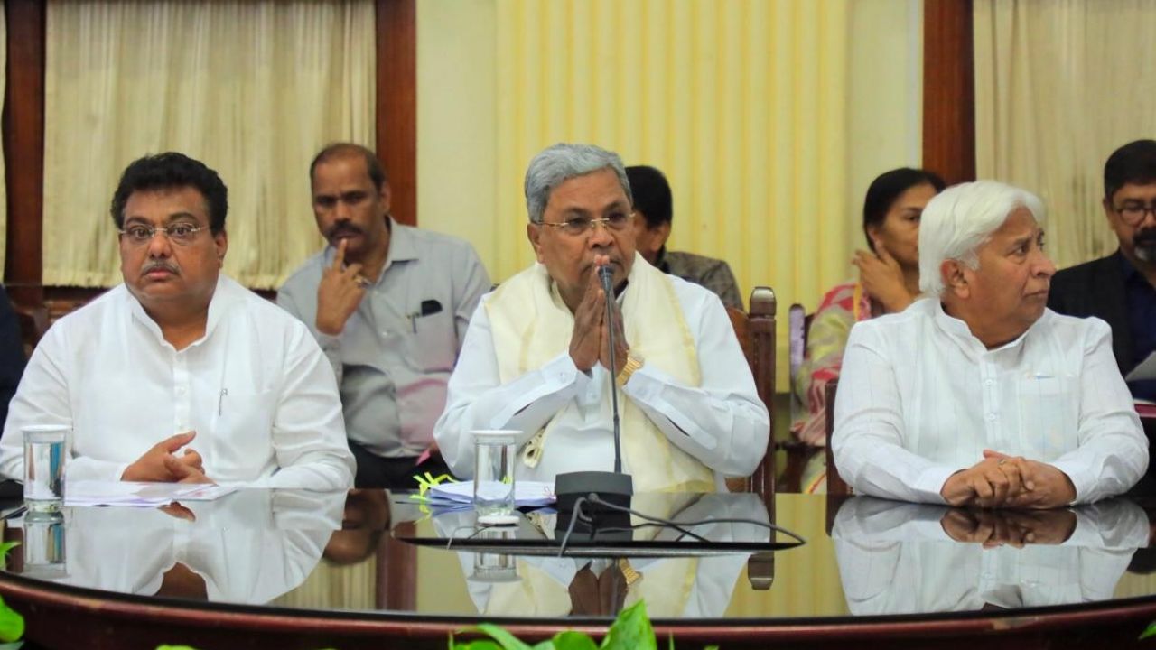 ಸಕ್ಕರೆ ಕಾರ್ಖಾನೆ ಮಾಲೀಕರ ಜತೆ ಸಭೆ; ನಾವು ರೈತರ ಪರ ಎಂದ ಸಿದ್ದರಾಮಯ್ಯ