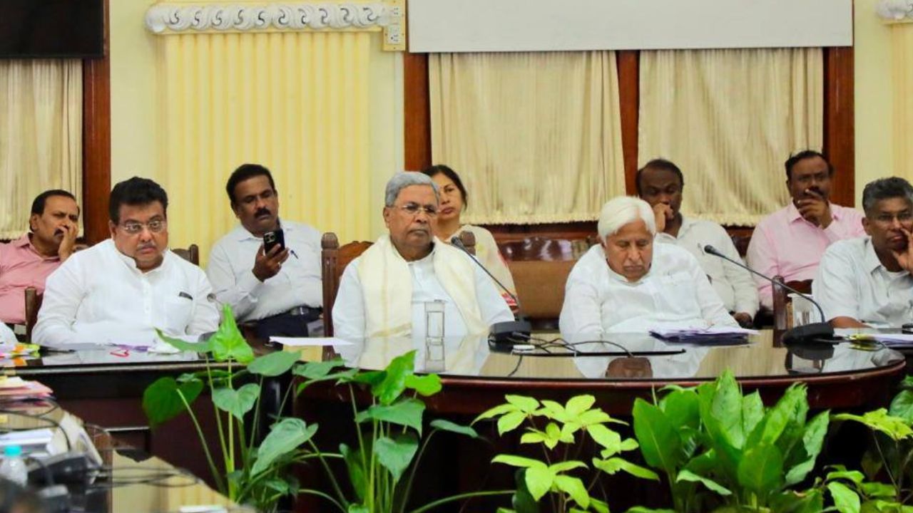 ಪ್ರತಿ ಟನ್‌ ಕಬ್ಬಿಗೆ 3,300 ರೂ. ನಿರ್ಧಾರ; ಸಿಎಂ ಸಿದ್ದರಾಮಯ್ಯ ಘೋಷಣೆ