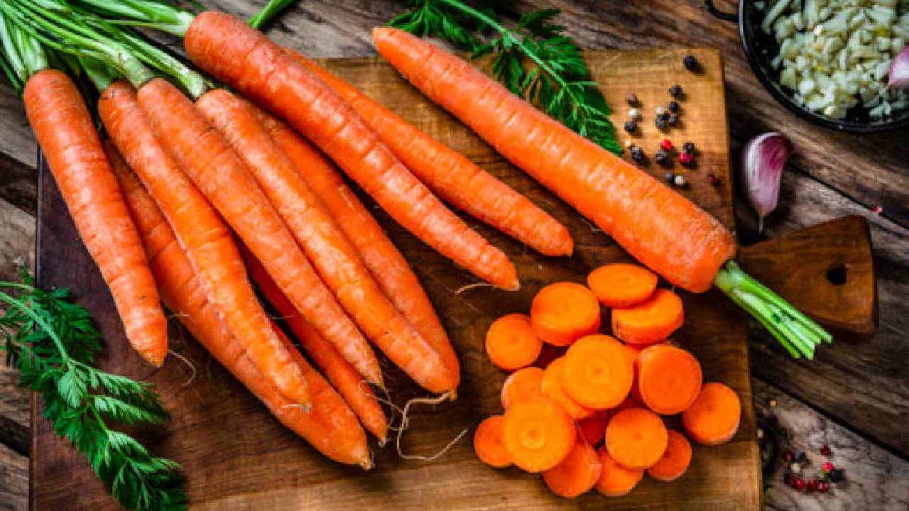 ಕೆಂಪು ಅಥವಾ ಕಿತ್ತಳೆ: ಯಾವ ಕ್ಯಾರೆಟ್ ನಿಮ್ಮ ಆರೋಗ್ಯಕ್ಕೆ ಪ್ರಯೋಜನಕಾರಿ?