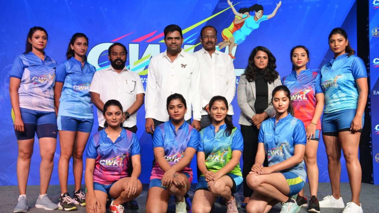 ʼಸಿಡಬ್ಲ್ಯುಕೆಎಲ್ʼ ಲೋಗೊ ಅನಾವರಣ ಮಾಡಿದ ಅಶ್ವಿನಿ ಪುನೀತ್ ರಾಜಕುಮಾರ್