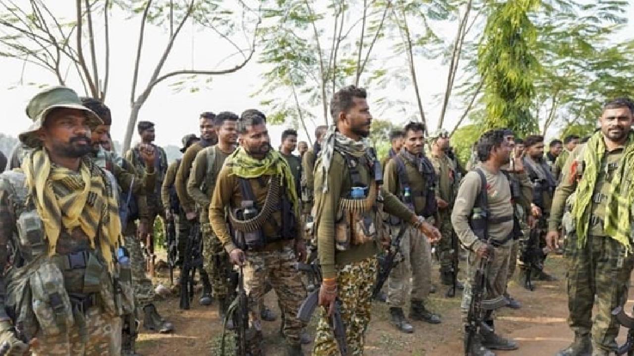 ಭರ್ಜರಿ ಬೇಟೆ- ಮೋಸ್ಟ್ ವಾಂಟೆಡ್ ನಕ್ಸಲ್ ಮುಖಂಡ ಸೇರಿ 12 ಮಾವೋವಾದಿಗಳ ಎನ್ಕೌಂಟರ್