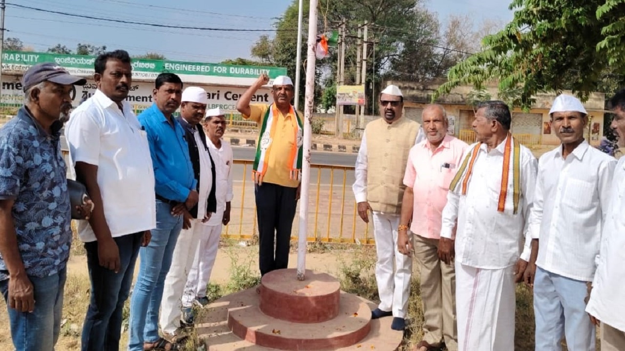 Chikkanayakanahalli News: ಚಿಕ್ಕನಾಯಕನಹಳ್ಳಿಯಲ್ಲಿ ಕಾಂಗ್ರೆಸ್ ಮತ್ತು ಸೇವಾದಳದ ಸಂಸ್ಥಾಪನಾ ದಿನಾಚರಣೆ ಸಂಭ್ರಮ