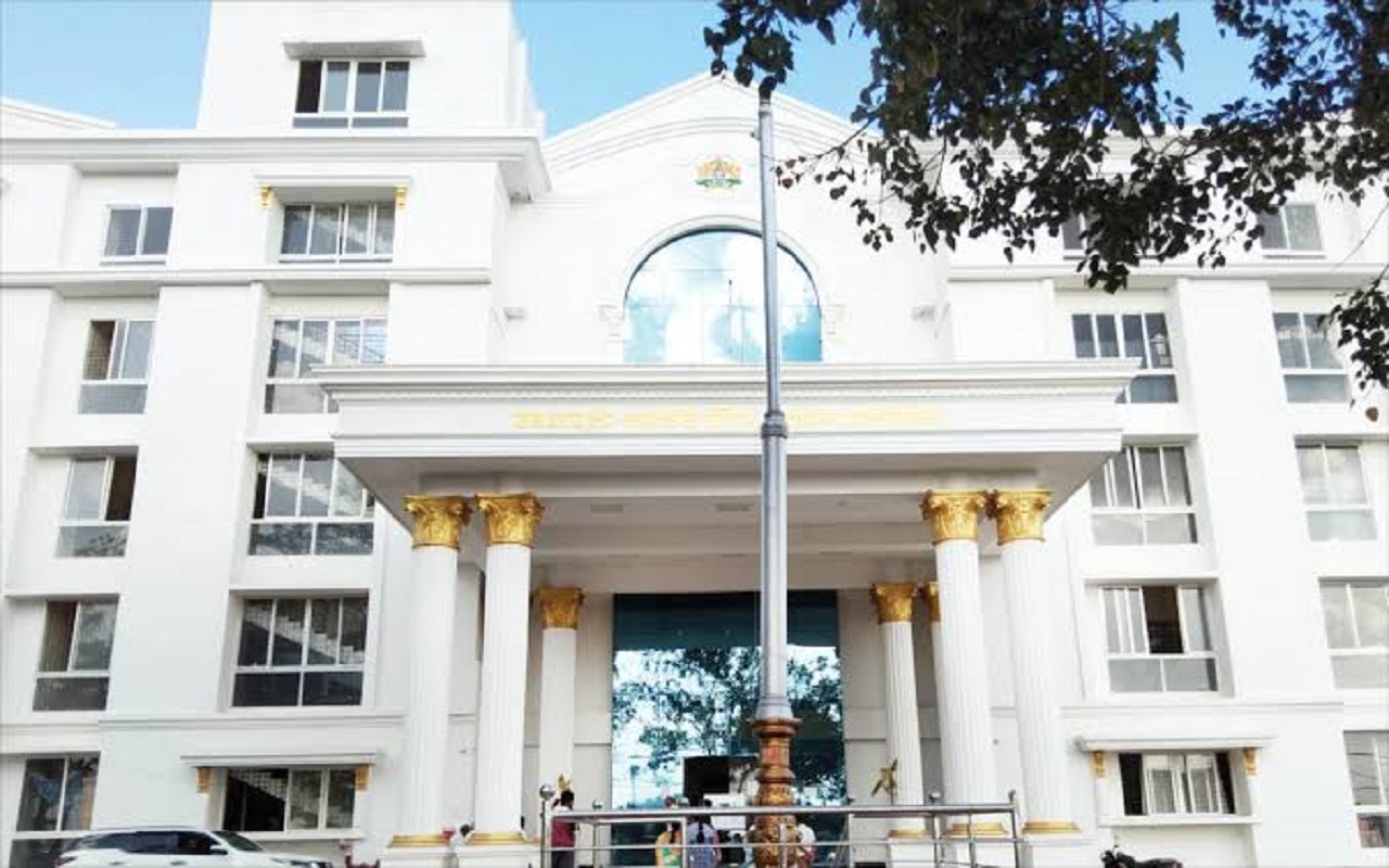 Chikkanayakanahalli News: ತಹಸೀಲ್ದಾರ್ ಕಚೇರಿಗೆ ಕಳಂಕ ! ನೂರಾರು ನಕಲಿ ಸಾಗುವಳಿ ಚೀಟಿ ವಿತರಣೆ ಜನರಲ್ಲಿ ಆತಂಕ