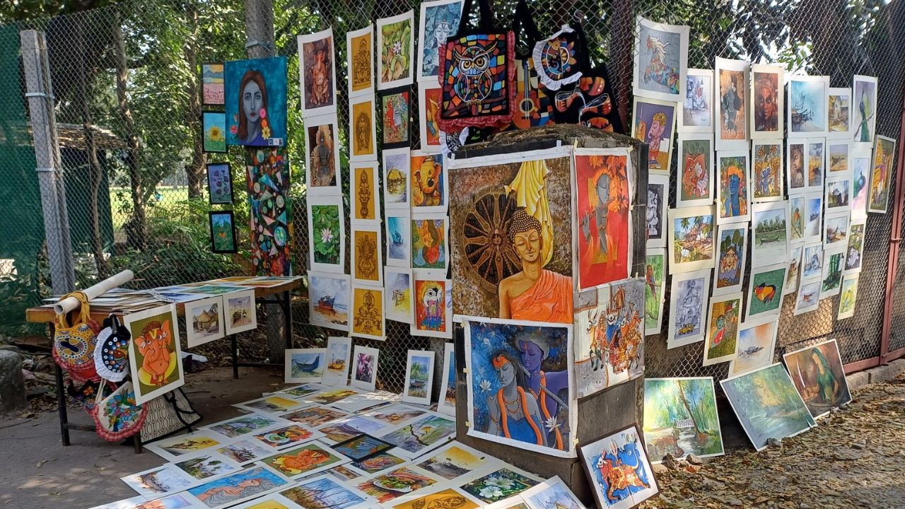 Chitrasanthe 2026: ಬೆಂಗಳೂರಿನಲ್ಲಿ 23ನೇ ಚಿತ್ರಸಂತೆ ಉದ್ಘಾಟಿಸಿದ ಸಿಎಂ ಸಿದ್ದರಾಮಯ್ಯ; ಫೋಟೊಗಳು ಇಲ್ಲಿವೆ - Image 8