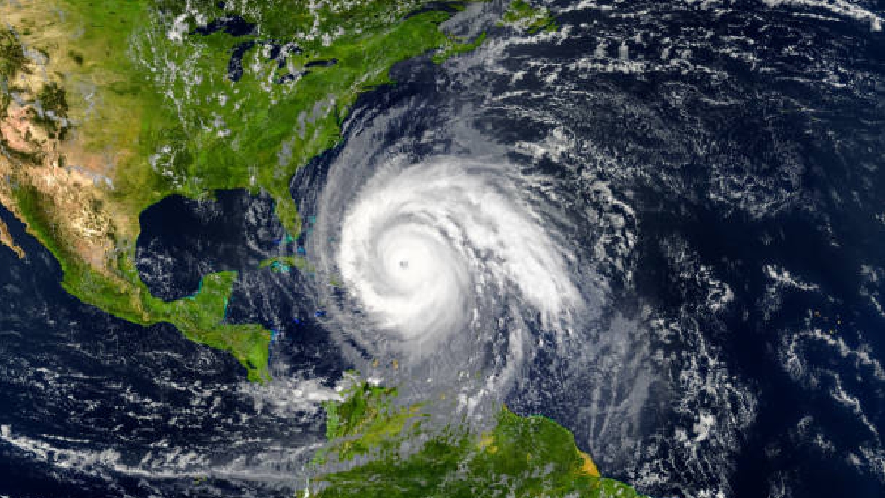 ಭೀಕರ ಸೈಕ್ಲೋನ್‌ ಭೀತಿ; ದಕ್ಷಿಣ ಭಾರತದ ರಾಜ್ಯಗಳಲ್ಲಿ ಹೈ ಅಲರ್ಟ್!