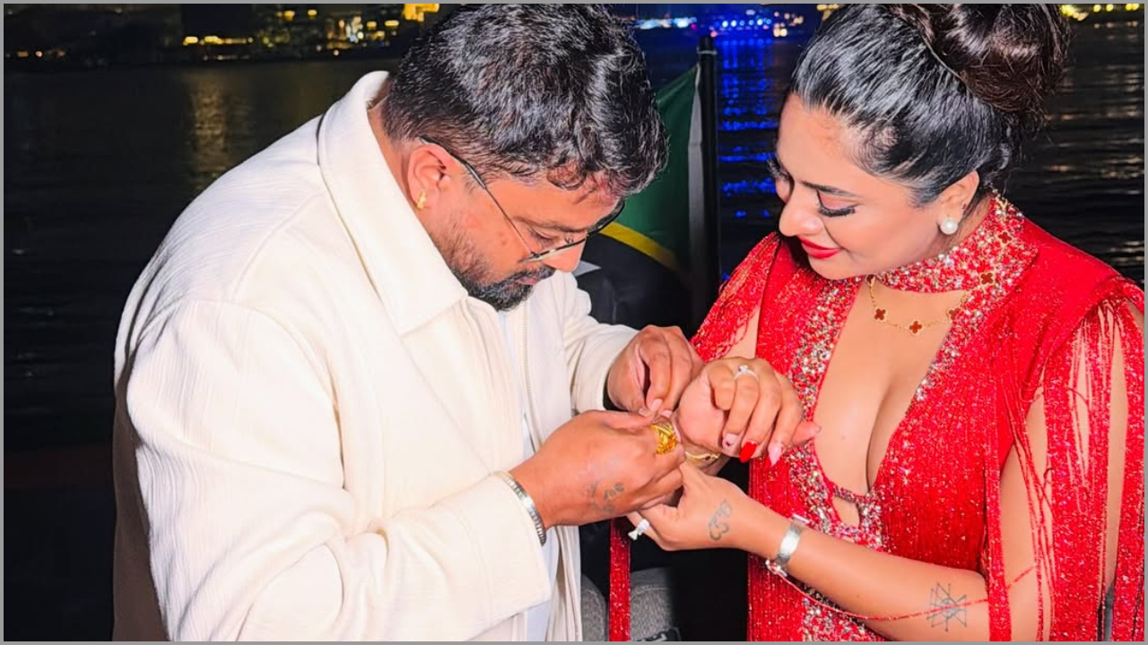 Photos: ದುಬೈನಲ್ಲಿ ಅದ್ದೂರಿಯಾಗಿ ಹುಟ್ಟುಹಬ್ಬ ಆಚರಿಸಿಕೊಂಡ ನಟಿ ದೀಪಿಕಾ ದಾಸ್; ಪತ್ನಿಗೆ ದುಬಾರಿ ಉಡುಗೊರೆ ನೀಡಿದ ಪತಿ ದೀಪಕ್ - Image 2