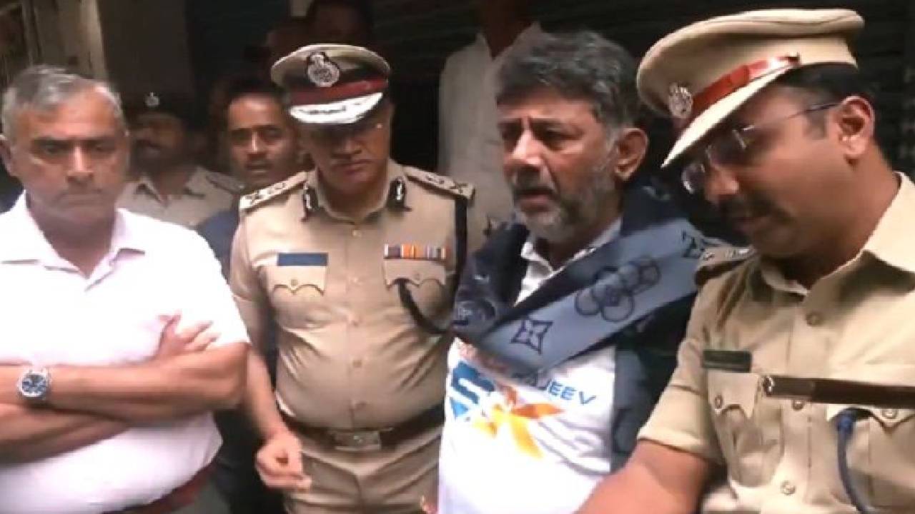 DK Shivakumar: ನಗರ್ತಪೇಟೆ ಅಗ್ನಿ ಅವಘಡ; ಸ್ಥಳಕ್ಕೆ ಡಿಸಿಎಂ ಭೇಟಿ