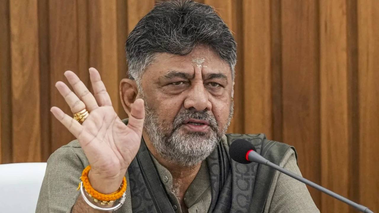 ನನ್ನ ವಾಚು, ನನ್ನ ಅಫಿಡವಿಟ್, ಅವರಿಗೇನು ಗೊತ್ತು: ಡಿಕೆಶಿ ಪ್ರಶ್ನೆ