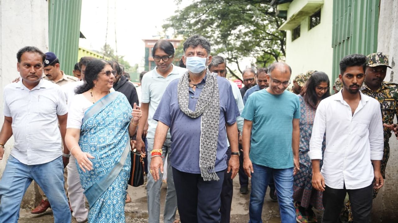 ಬೆಂಗಳೂರಿನ ಸೌಲಭ್ಯ ಬಳಸಿಕೊಂಡು ಬೆಳೆದವರು ಟೀಕೆ, ಟ್ವೀಟ್ ಮಾಡುತ್ತಿದ್ದಾರೆ