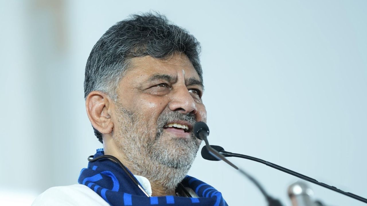 DK Shivakumar: ಶಾಸಕರ ಜತೆ ಸುರ್ಜೇವಾಲ ಮಾತುಕತೆ; ನಾಯಕತ್ವ ಬದಲಾವಣೆ ಬಗ್ಗೆ ಚರ್ಚೆಯಾಗಿಲ್ಲ ಎಂದ ಡಿಕೆಶಿ