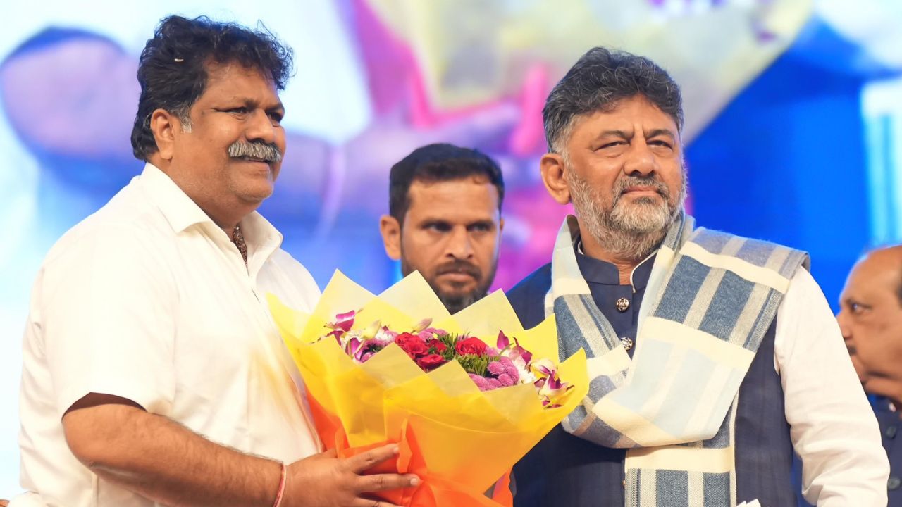 ಕಾರವಾರದಲ್ಲಿ ಮಲ್ಟಿ ಸ್ಪೆಷಾಲಿಟಿ ಆಸ್ಪತ್ರೆ ನಿರ್ಮಿಸುತ್ತೇವೆ: ಡಿಕೆಶಿ